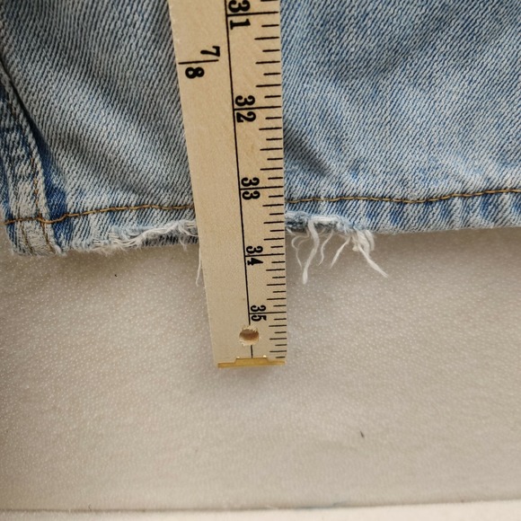 Levi's 550 Men's Light Wash Relaxed Fit Jeans Size 38x34 - Picture 10 of 11